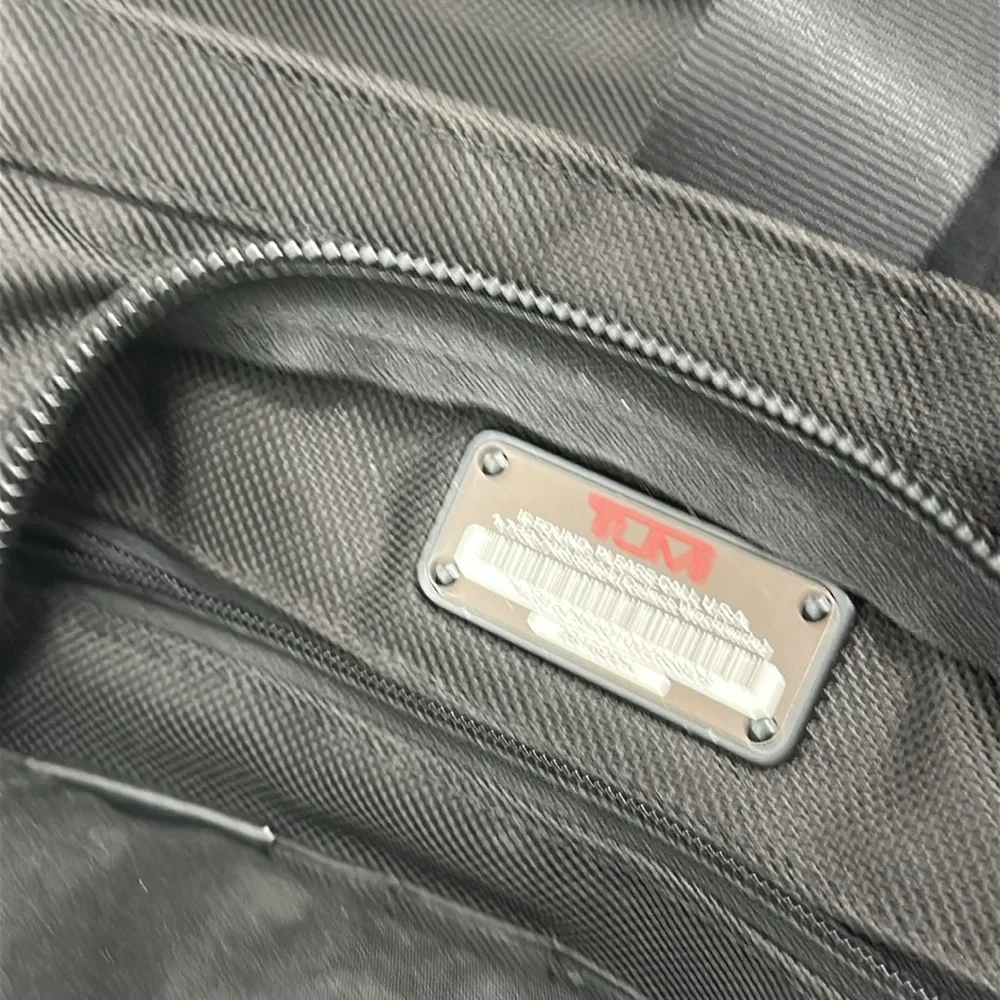 Tumi Alpha Expandable Black Ballistic Briefcase 26160DH Laptop Business Travel